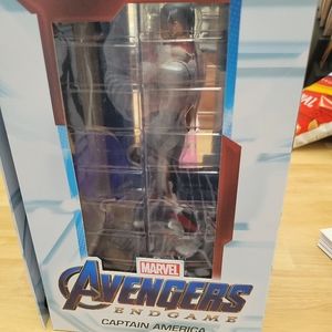 Captain America PVC Diorama Only @Gamestop